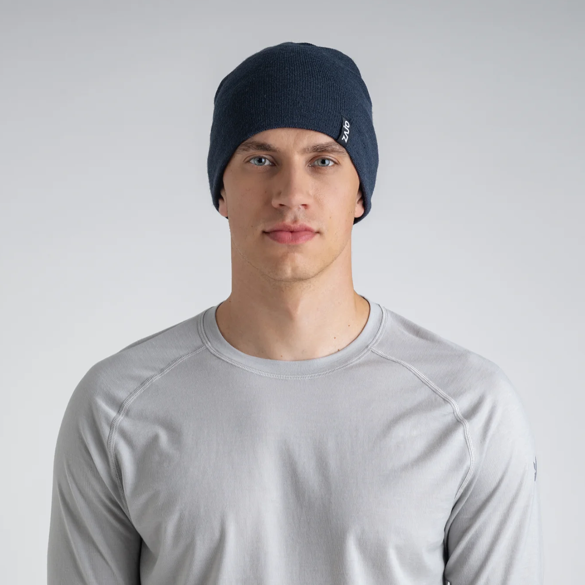 Signo Merino Beanie — Decadent Red