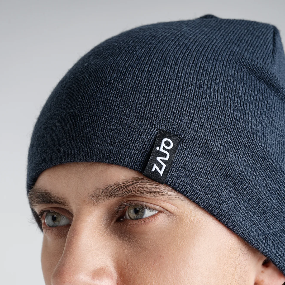 Signo Merino Beanie — Decadent Red