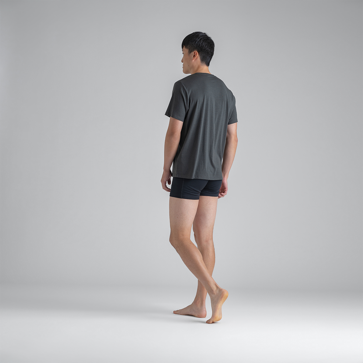 Kora Men's Merino T-shirt — Black Olive