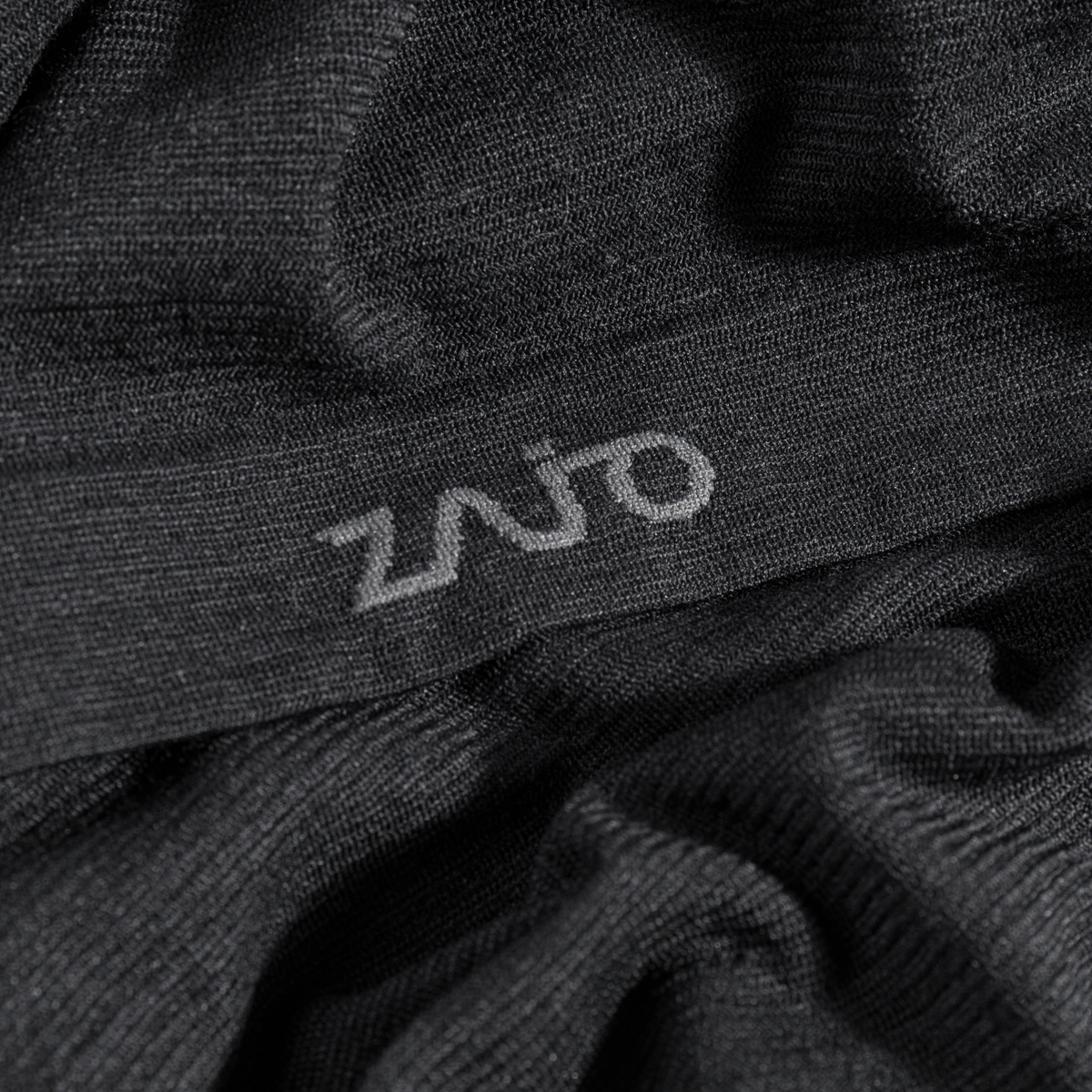 Lerta tricou fără cusături din lână merinos pentru bărbați, culoare Black