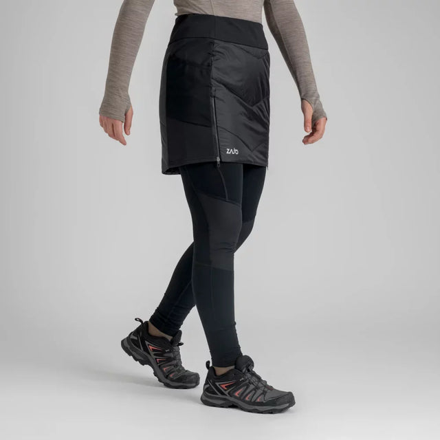 Spiro fustă hibridă izolată pentru femei